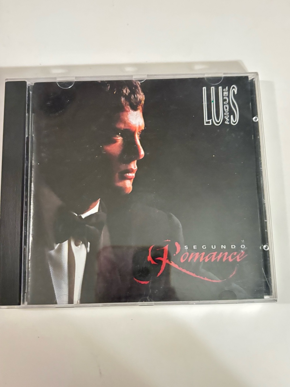 Luis Miguel Segundo Romance CD - Black & Red Cover